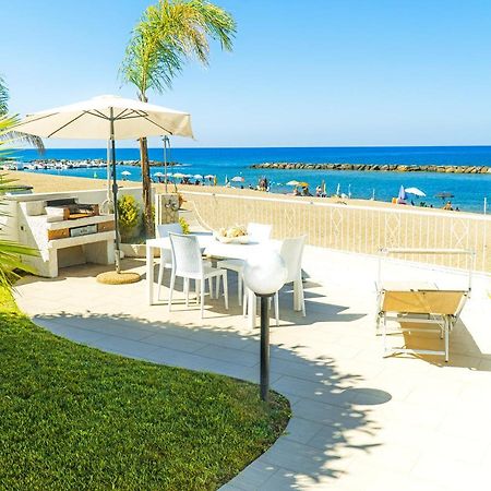 Villa Di Lusso Sul Mare A Diamante - Villa Ventre เบลเวเดเร มาริตตีโม ภายนอก รูปภาพ