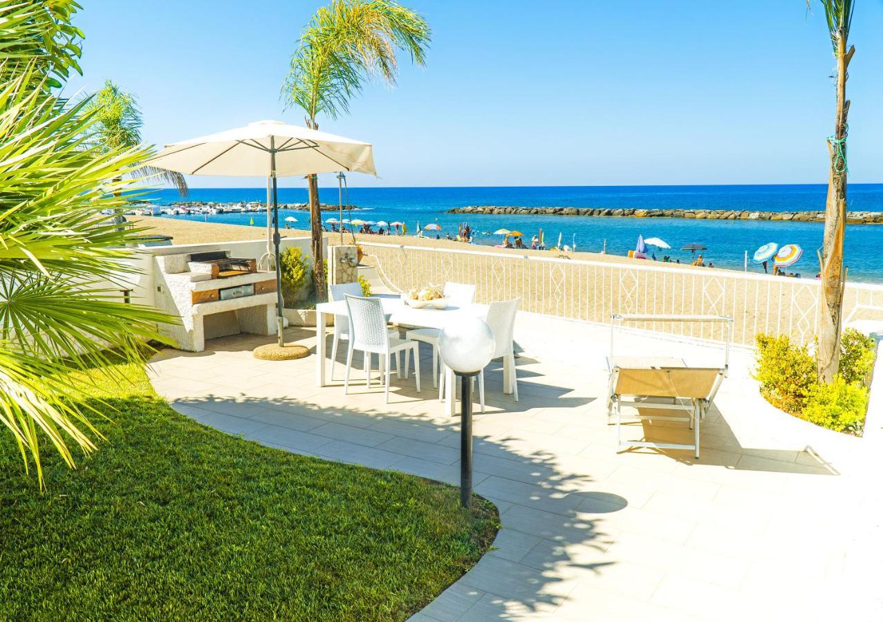 Villa Di Lusso Sul Mare A Diamante - Villa Ventre เบลเวเดเร มาริตตีโม ภายนอก รูปภาพ
