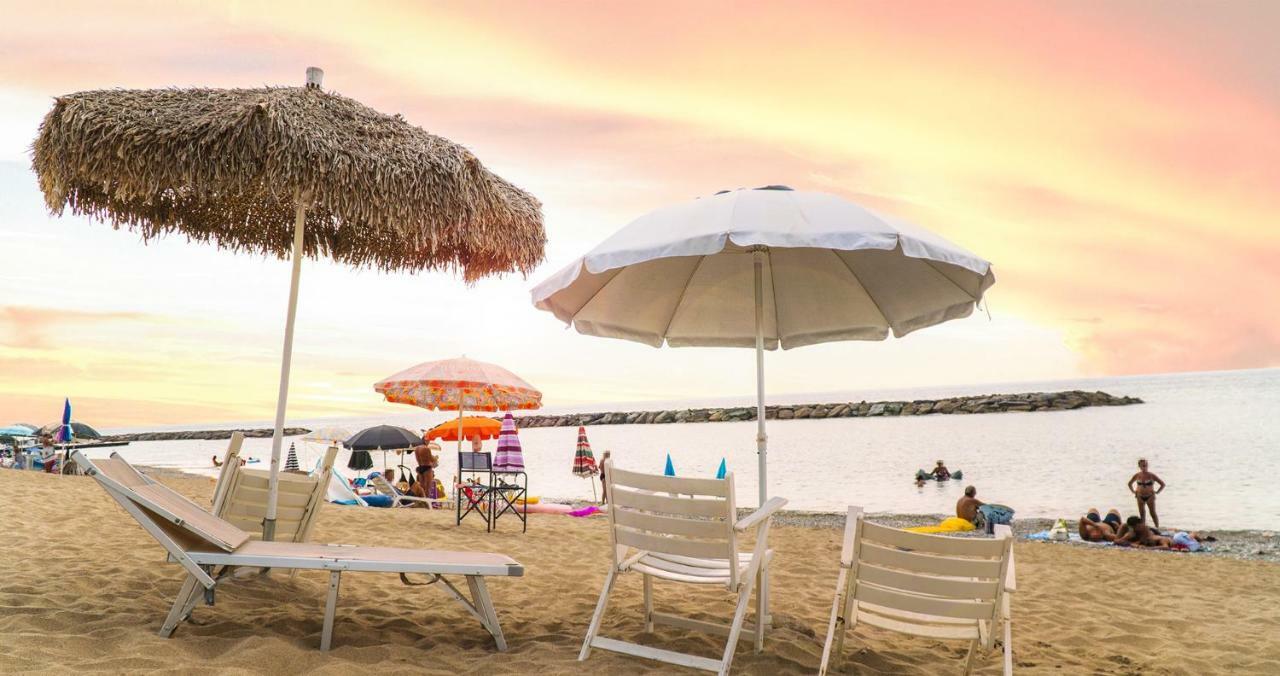 Villa Di Lusso Sul Mare A Diamante - Villa Ventre เบลเวเดเร มาริตตีโม ภายนอก รูปภาพ
